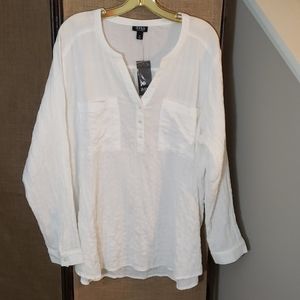 a.n.a. Long sleeve tunic top.
